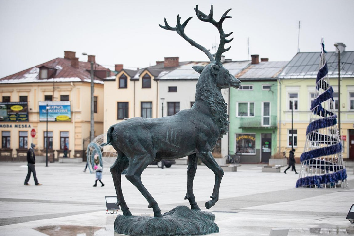Rzeźba jelenia